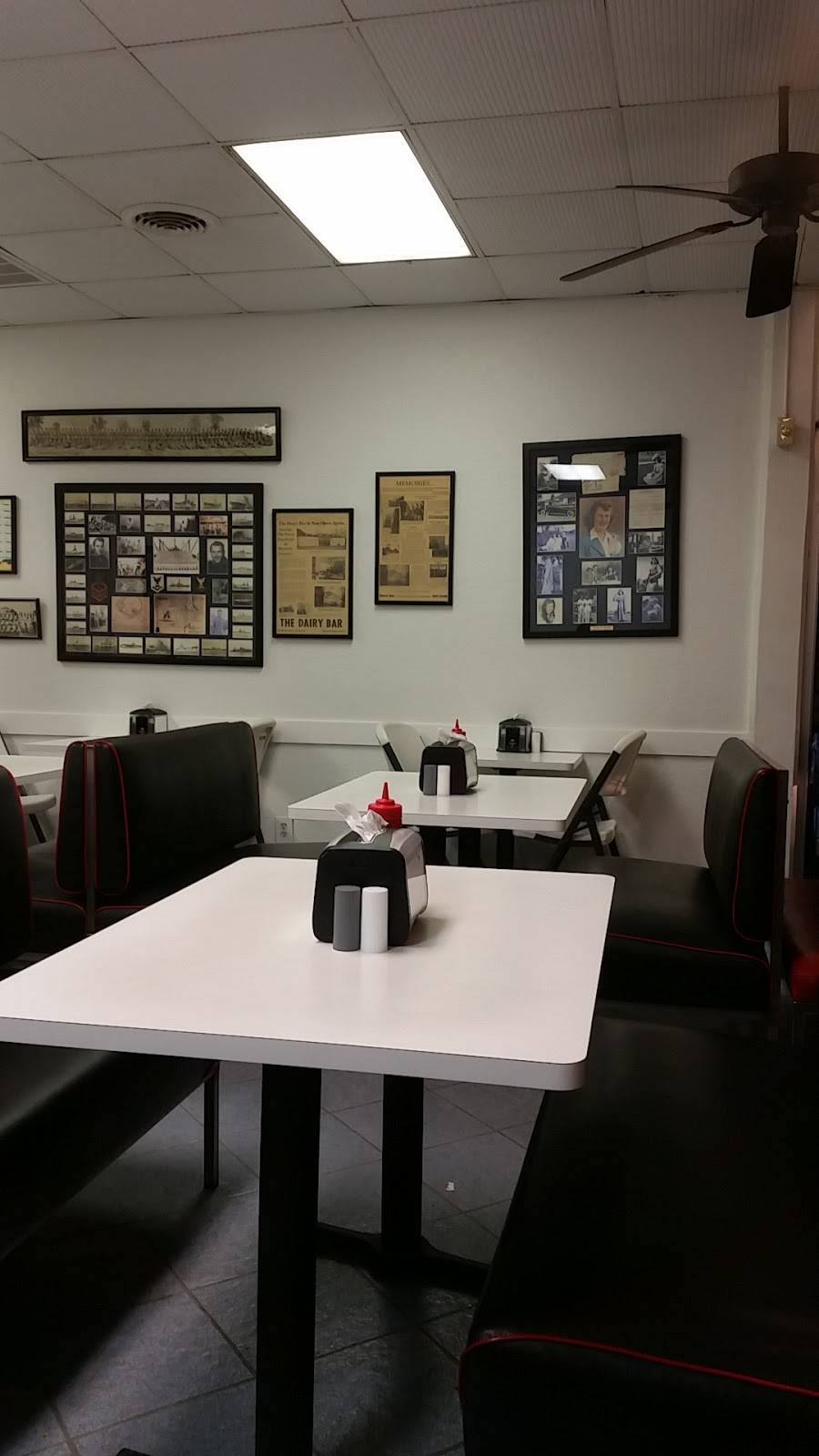 Dairy Bar | restaurant | 202 Plantation Dr, Lake Jackson, TX 77566, USA | 9792973256 OR +1 979-297-3256