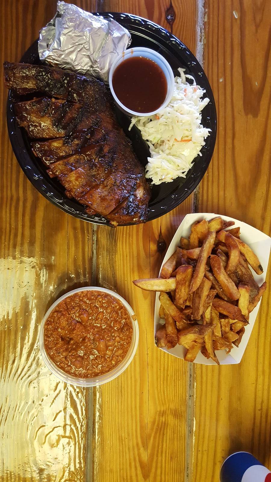 Joffs Backyard Grill | restaurant | 61 Mechanic St, Bellingham, MA 02019, USA | 5089662938 OR +1 508-966-2938