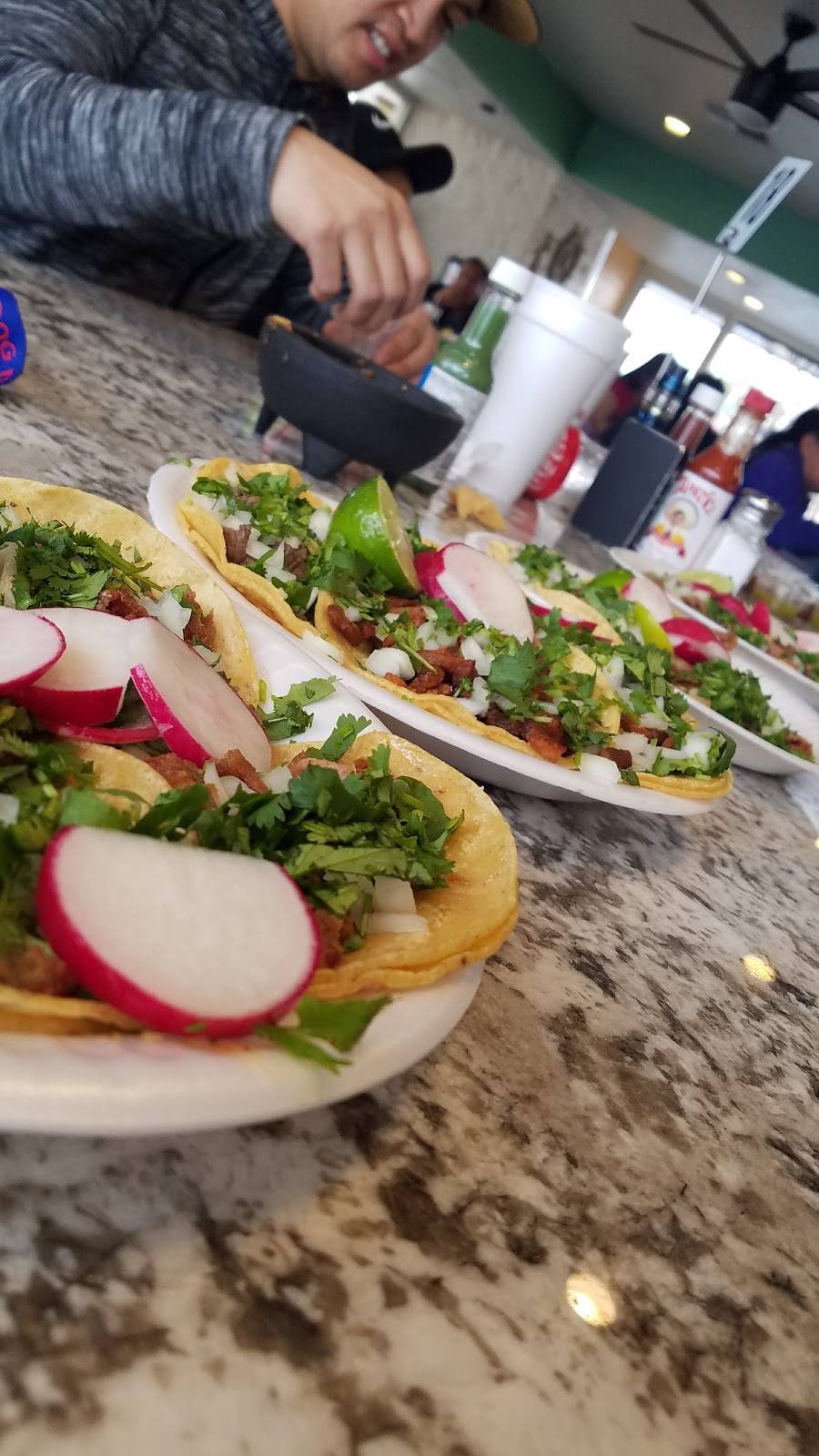 Tacos, Tijuana | restaurant | 3838 E Ventura Ave, Fresno, CA 93702, USA | 5594423022 OR +1 559-442-3022