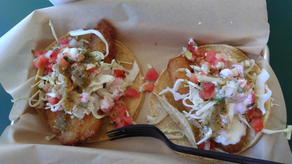 Primos Mexican Food | restaurant | 7343 Jackson Dr, San Diego, CA 92119, USA | 6196988226 OR +1 619-698-8226