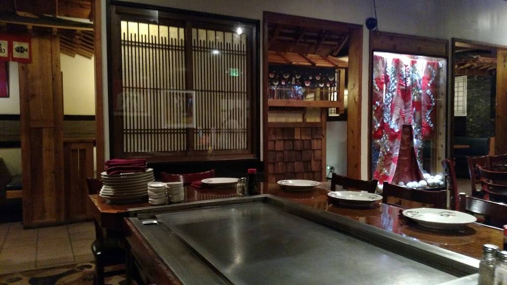 Daruma Japanese Steakhouse | restaurant | 9300 The Landing Dr, Douglasville, GA 30135, USA | 7704891285 OR +1 770-489-1285