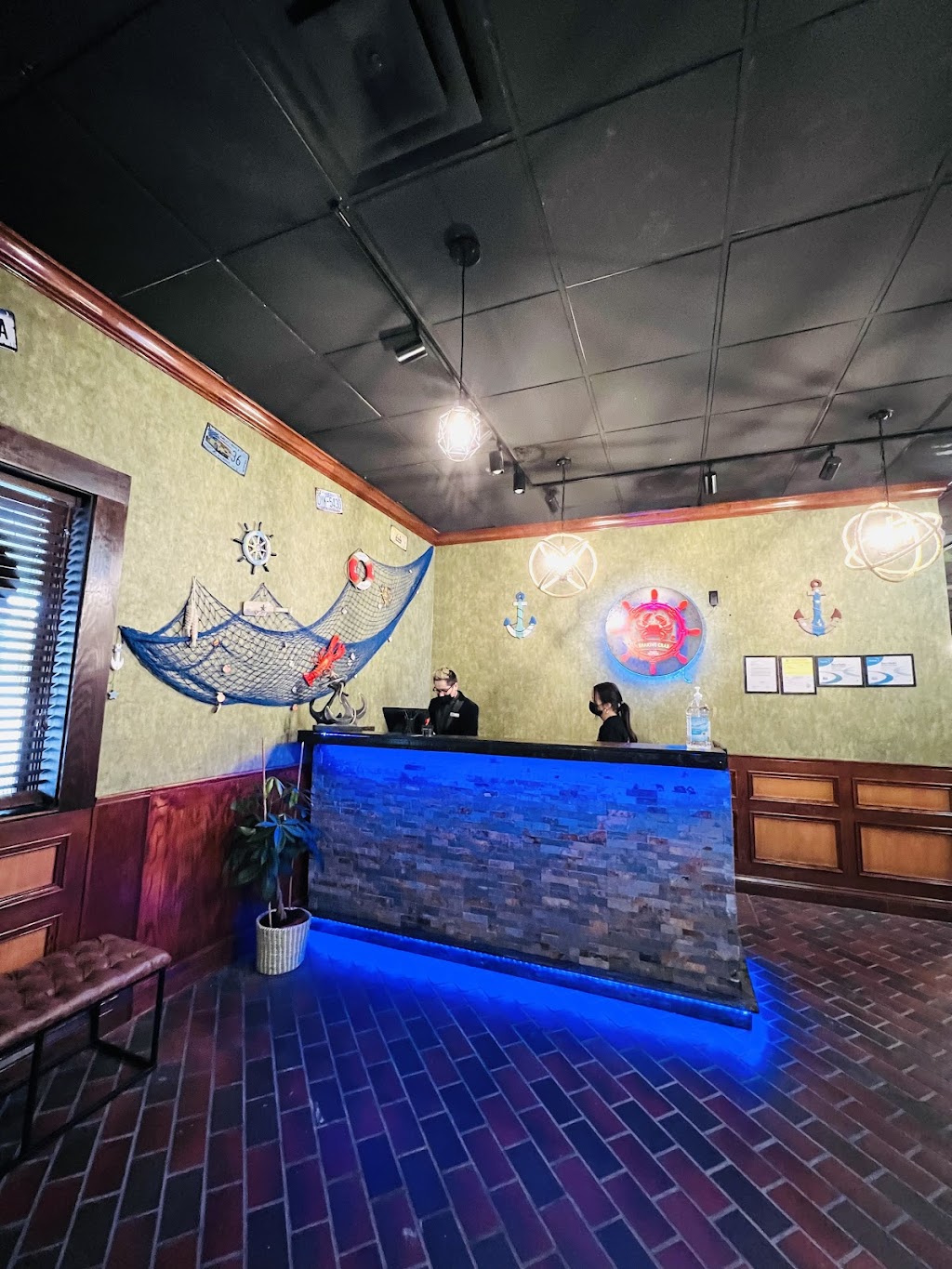 Shaking Crab | restaurant | #8, South Portland, ME 04106, USA | 2075360825 OR +1 207-536-0825