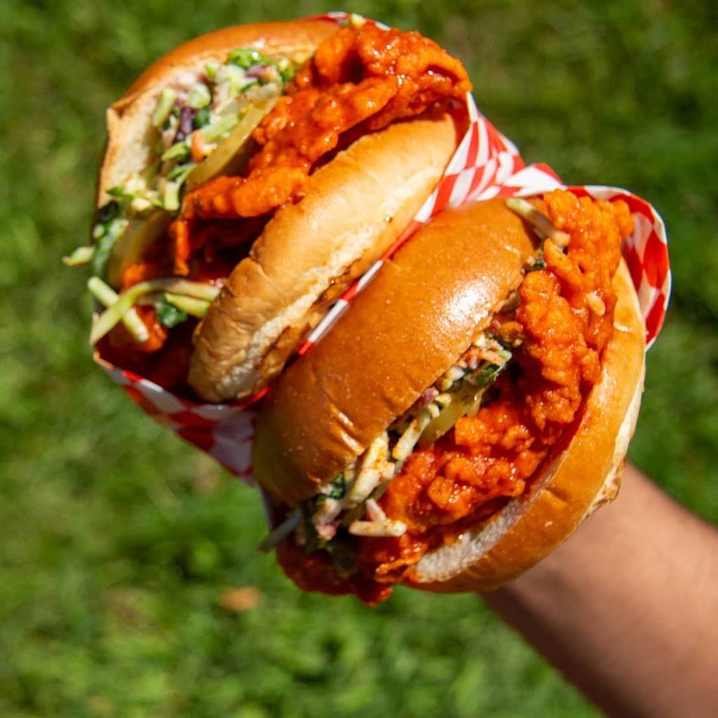 Skips Fish & Chicken Express | restaurant | 2330 Arden Way, Sacramento, CA 95825, USA | 9164903776 OR +1 916-490-3776