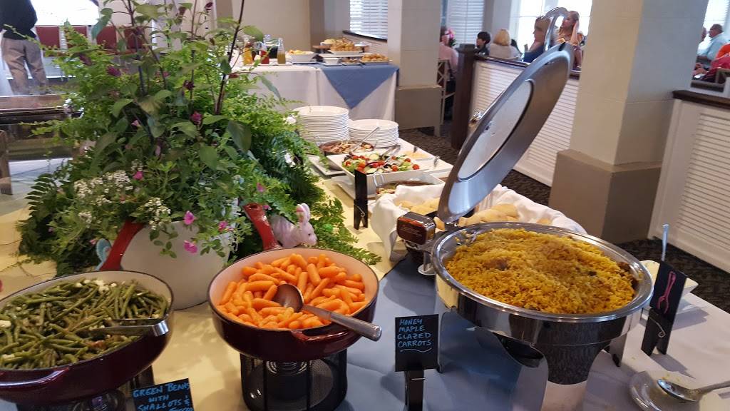 Beach Club Food Court | restaurant | Tarpon Blvd, Fripp Island, SC 29920, USA | 8438381510 OR +1 843-838-1510