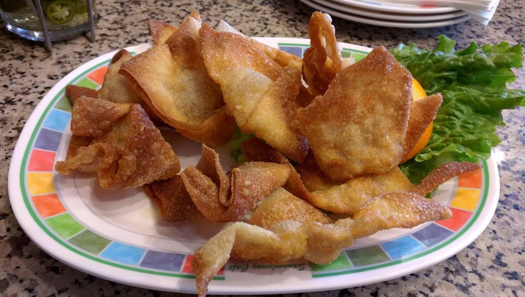 Sanamluang Cafe, Hollywood/Thaitown | restaurant | 5176 Hollywood Blvd, Los Angeles, CA 90027, USA | 3236608006 OR +1 323-660-8006