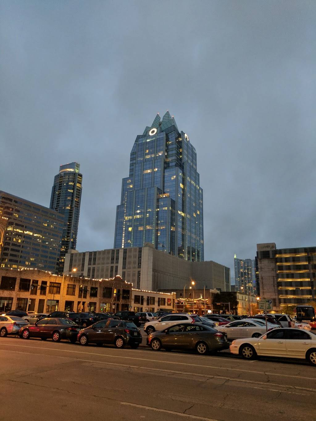 The Backspace | restaurant | 507 San Jacinto Blvd, Austin, TX 78701, USA | 5124749899 OR +1 512-474-9899