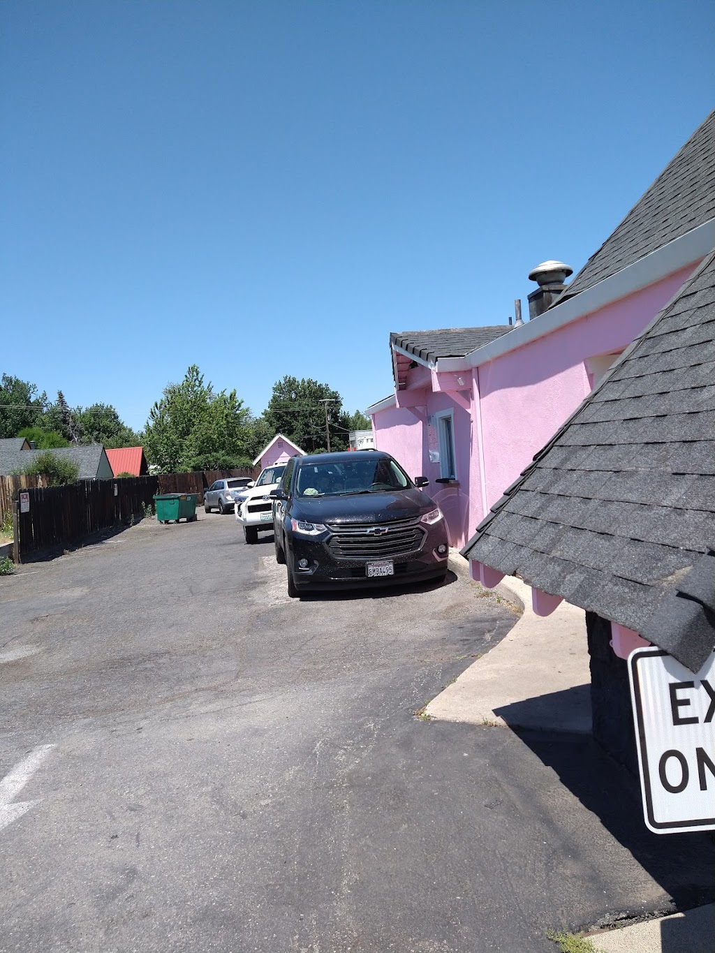 Alpine Drive Inn | restaurant | 37148 CA-299, Burney, CA 96013, USA | 5303352211 OR +1 530-335-2211