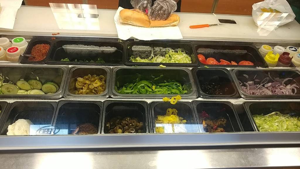 Subway | restaurant | 758 J Clyde Morris Blvd, Newport News, VA 23601, USA | 7575918670 OR +1 757-591-8670