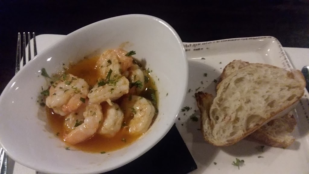 Uvas Vino & Tapas | restaurant | 16230 Summerlin Rd, Fort Myers, FL 33908, USA | 2398873889 OR +1 239-887-3889