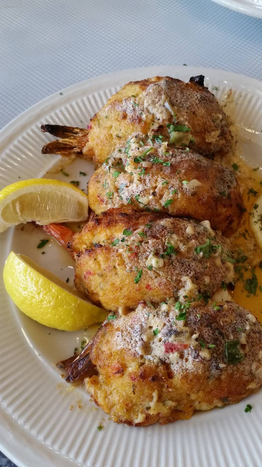 Valbrook Diner | restaurant | 160 E Merrick Rd, Valley Stream, NY 11580, USA | 5168720465 OR +1 516-872-0465