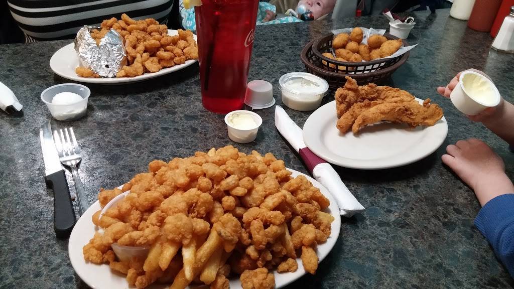 Harbor Inn Seafood | restaurant | 3220 Old Forest Rd, Lynchburg, VA 24501, USA | 4343856888 OR +1 434-385-6888