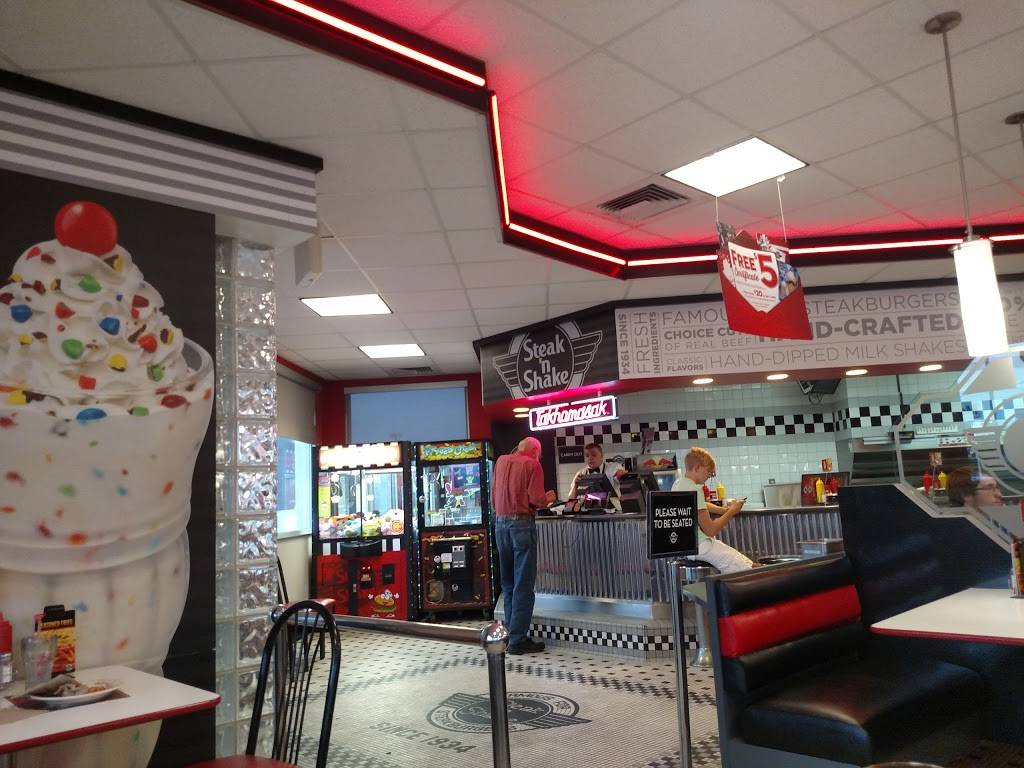 Steak n Shake | restaurant | 2380 Sycamore Rd, DeKalb, IL 60115, USA | 8157585582 OR +1 815-758-5582