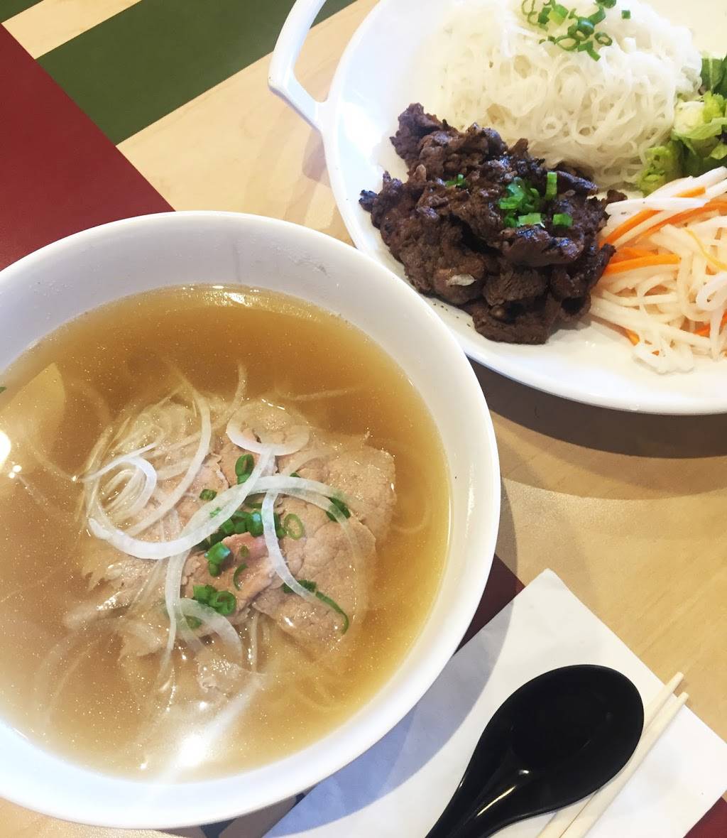 Pho Hanoi 12 | restaurant | 301 S Western Ave #104, Los Angeles, CA 90020, USA | 2133780333 OR +1 213-378-0333