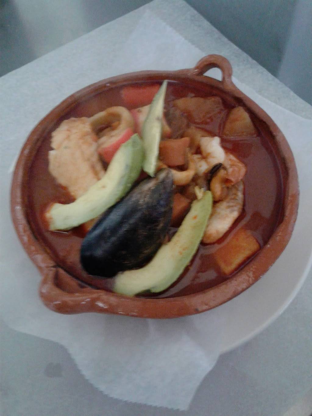 El Hidalguense | restaurant | 1686 Clearwater Largo Rd N, Clearwater, FL 33756, USA | 7272219318 OR +1 727-221-9318