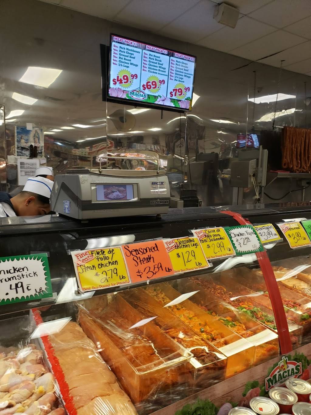 Macias Produce | restaurant | 8933 S Commercial Ave, Chicago, IL 60617, USA | 7739337651 OR +1 773-933-7651