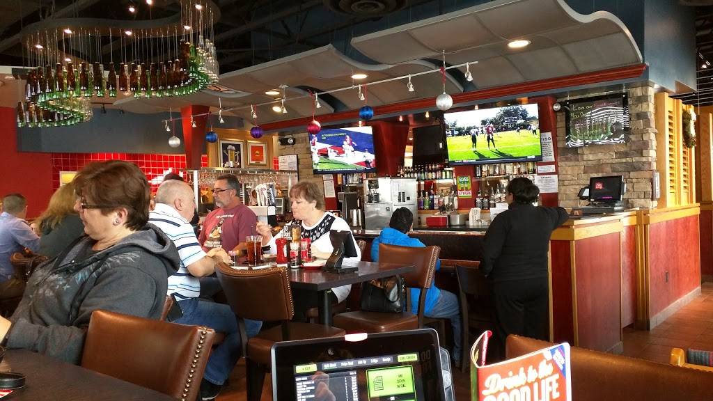 Red Robin Gourmet Burgers and Brews | restaurant | 23318 Mercantile Pkwy, Katy, TX 77449, USA | 2813921004 OR +1 281-392-1004