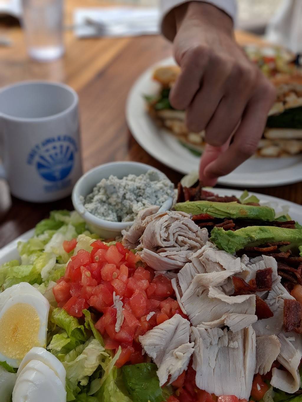 First Awakenings | restaurant | 125 Ocean View Blvd, Pacific Grove, CA 93950, USA | 8313721125 OR +1 831-372-1125