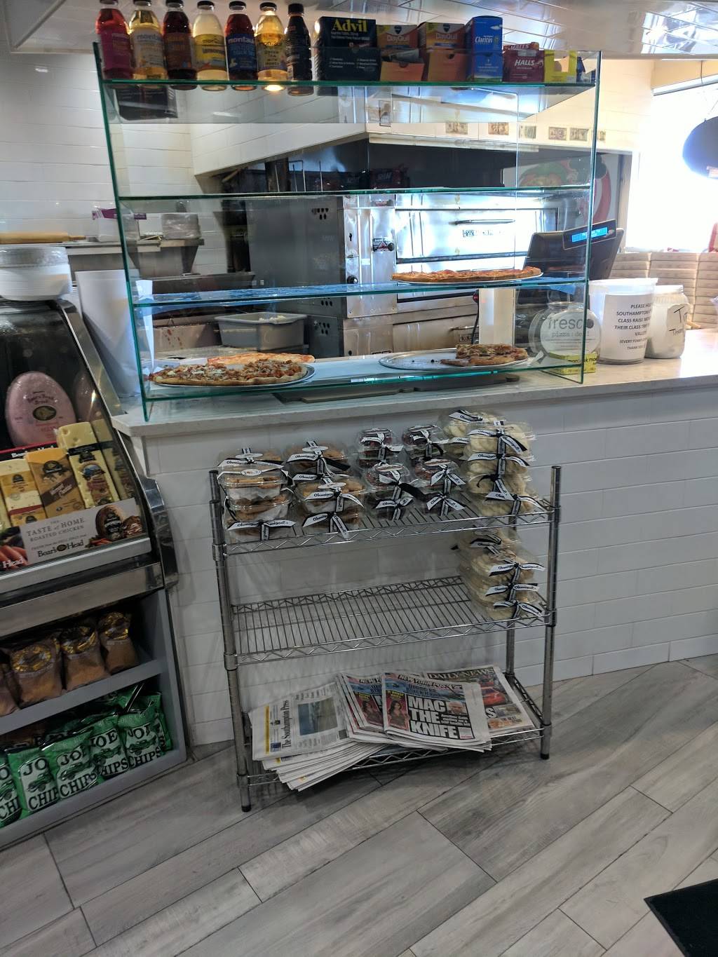 Fresco Pizza & Deli | restaurant | 623 NY-27A, Southampton, NY 11968, USA | 6312831774 OR +1 631-283-1774