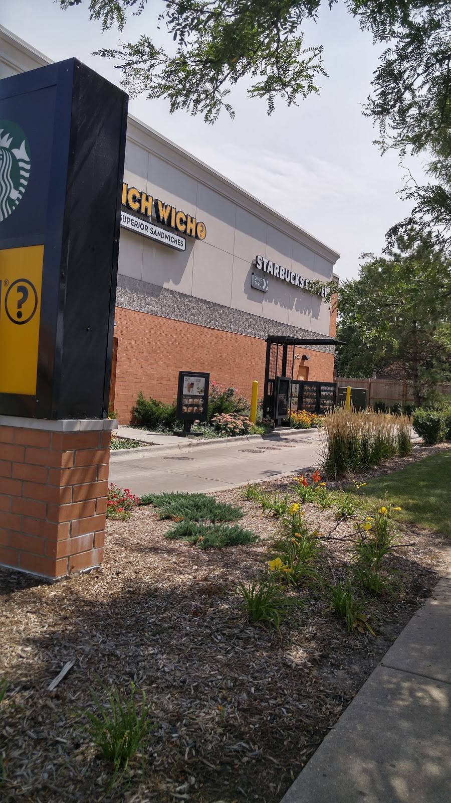 Starbucks | cafe | 395 S Barrington Rd, Schaumburg, IL 60193, USA | 8475199711 OR +1 847-519-9711