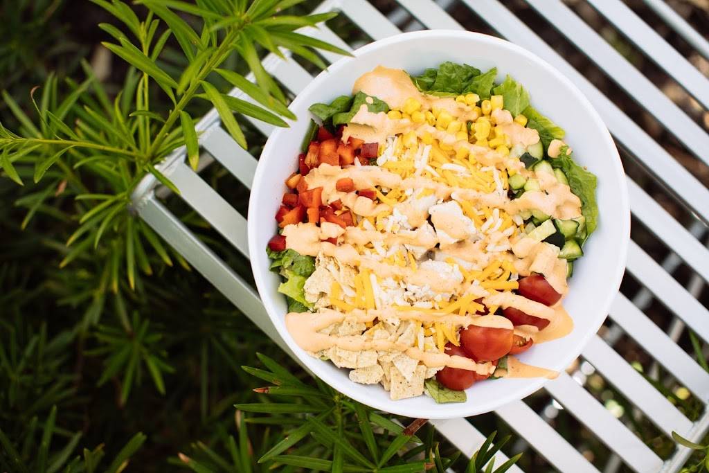 Coolgreens Richardson | restaurant | 1251 State St Ste 850, Richardson, TX 75082, USA | 9722311251 OR +1 972-231-1251