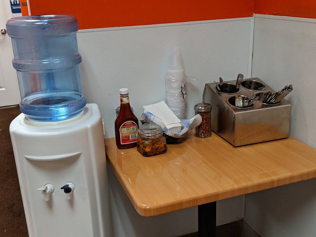 Chaats and Currys Pizza express | meal takeaway | 311 N Fair Oaks Ave, Sunnyvale, CA 94085, USA | 4087465973 OR +1 408-746-5973