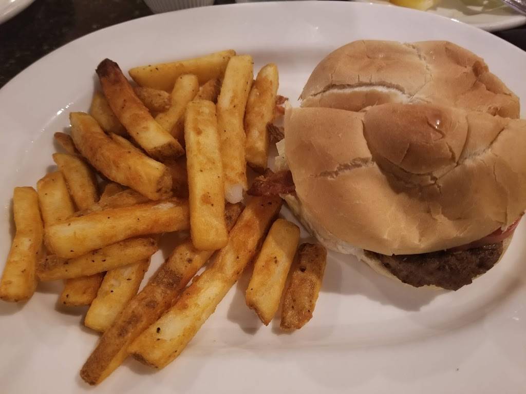 Maldinis Ristorante Italiano | restaurant | 4811 Forest Hill Ave, Richmond, VA 23225, USA | 8042309055 OR +1 804-230-9055