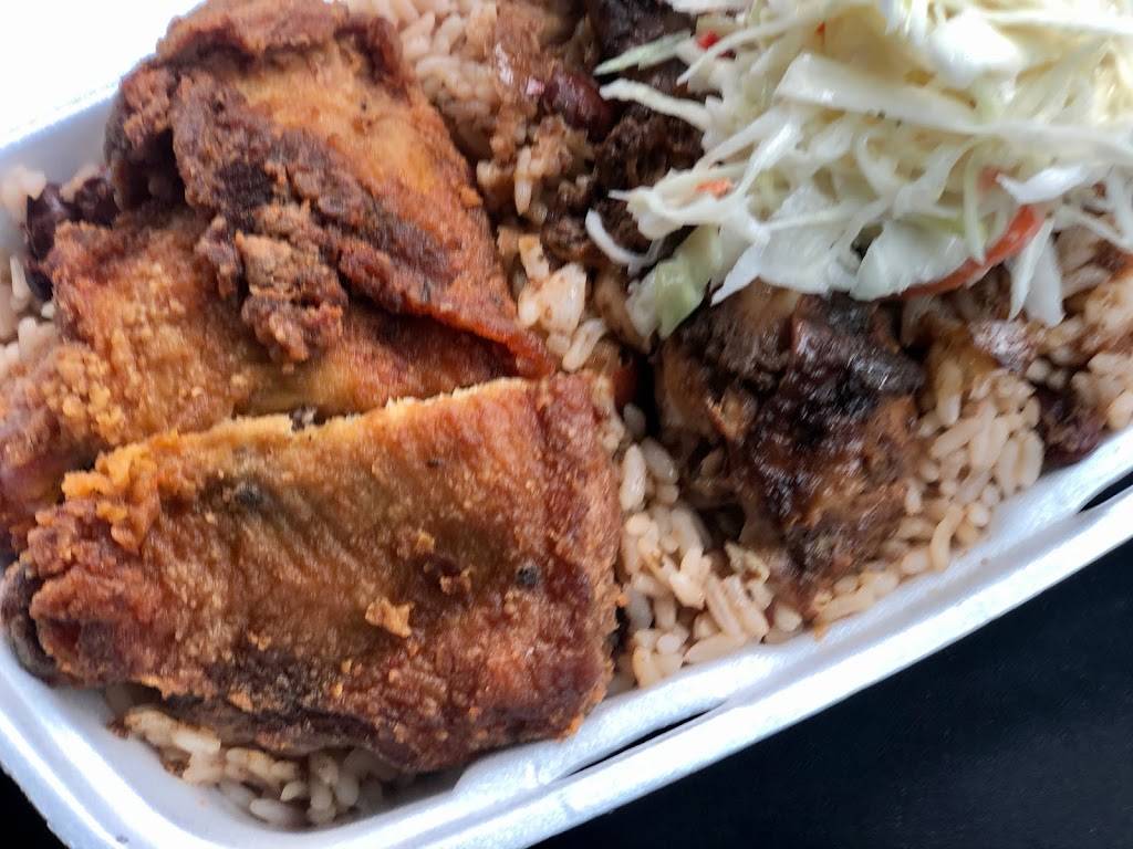 Nellas Jerk | restaurant | 75 Alder St Unit 7, Orangeville, ON L9W 5A9, Canada | 5199415005 OR +1 519-941-5005