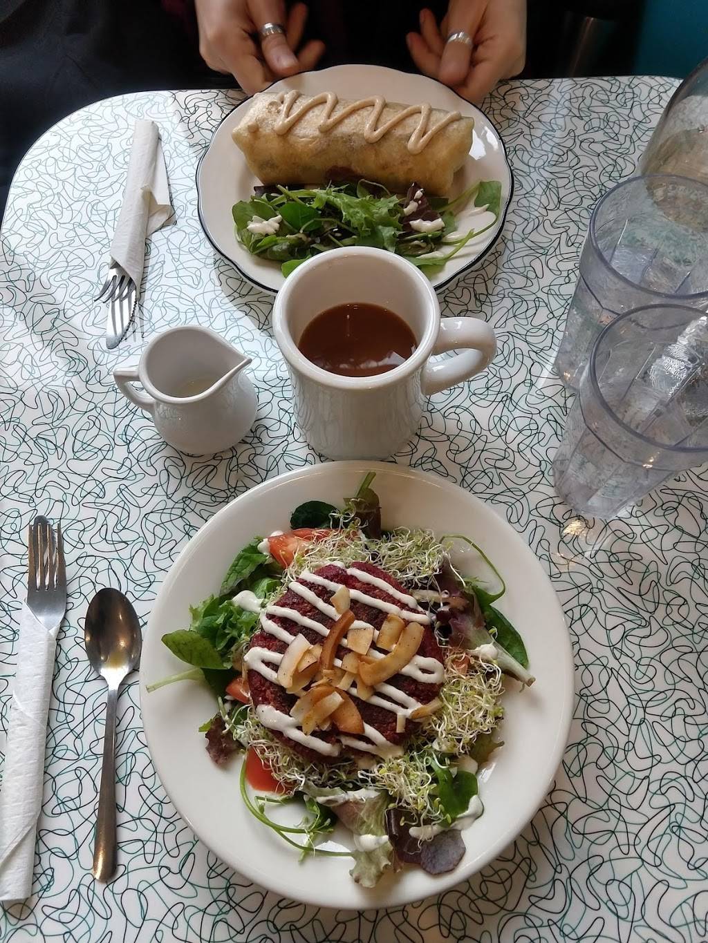 Angelhearts Diner | restaurant | 401 E State St, Ithaca, NY 14850, USA | 6073194205 OR +1 607-319-4205