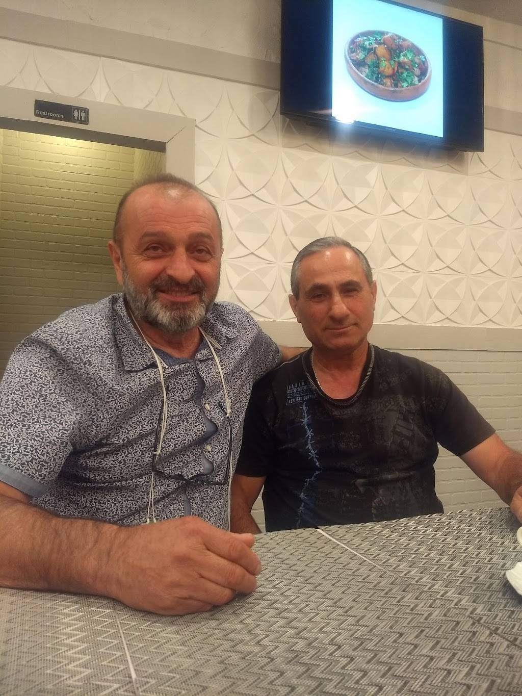 Havlabar Cuisine | restaurant | 1143 E Broadway, Glendale, CA 91205, USA | 8186290199 OR +1 818-629-0199