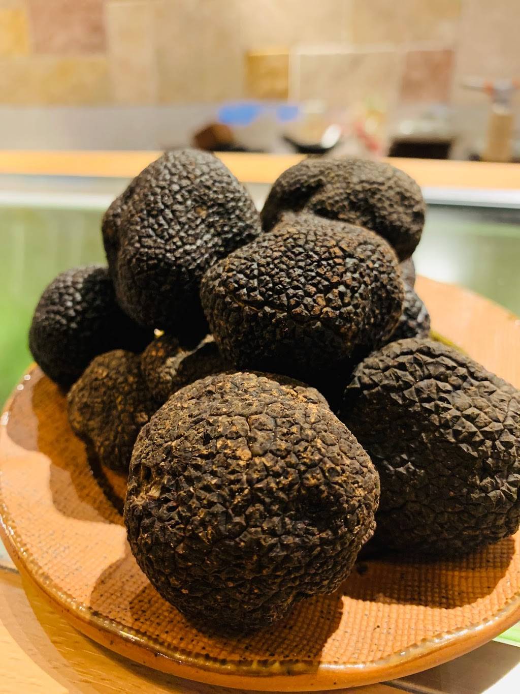 Feng Chophouse | restaurant | 93 Asylum St, Hartford, CT 06103, USA | 8605493364 OR +1 860-549-3364