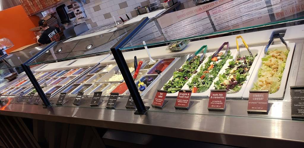 Blaze Pizza | meal takeaway | 2015 Birch Rd, Chula Vista, CA 91915, USA | 6196325205 OR +1 619-632-5205