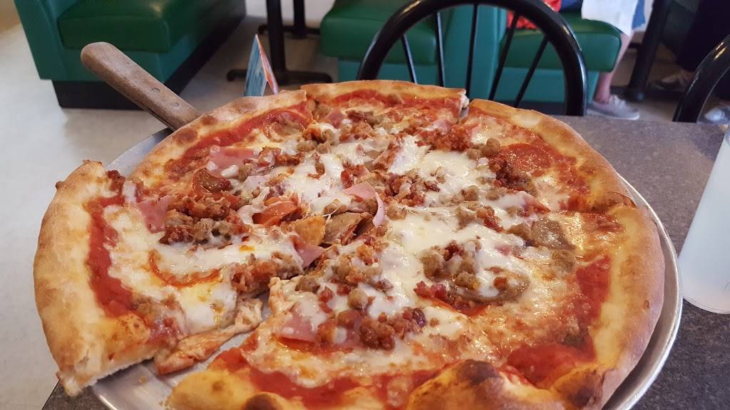 Little Italy Pizza & Italian Restaurant | restaurant | 1441-C University Dr, Burlington, NC 27215, USA | 3365847317 OR +1 336-584-7317