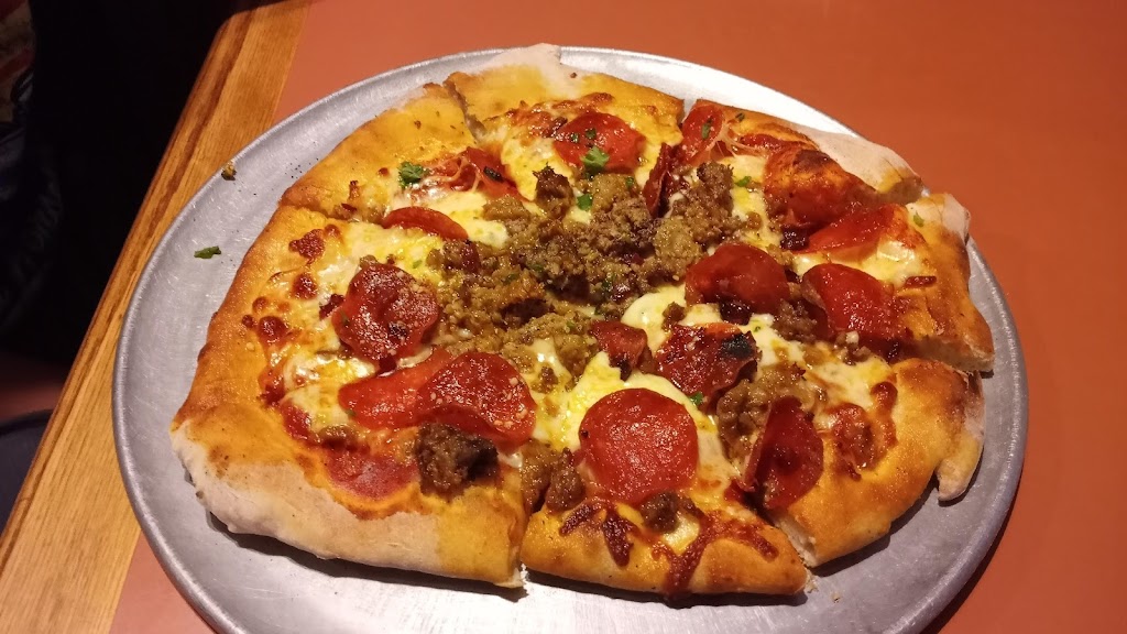 The Purple Pig Pizzeria & Pub | restaurant | 624 Main St, Alamosa, CO 81101, USA | 7199372880 OR +1 719-937-2880