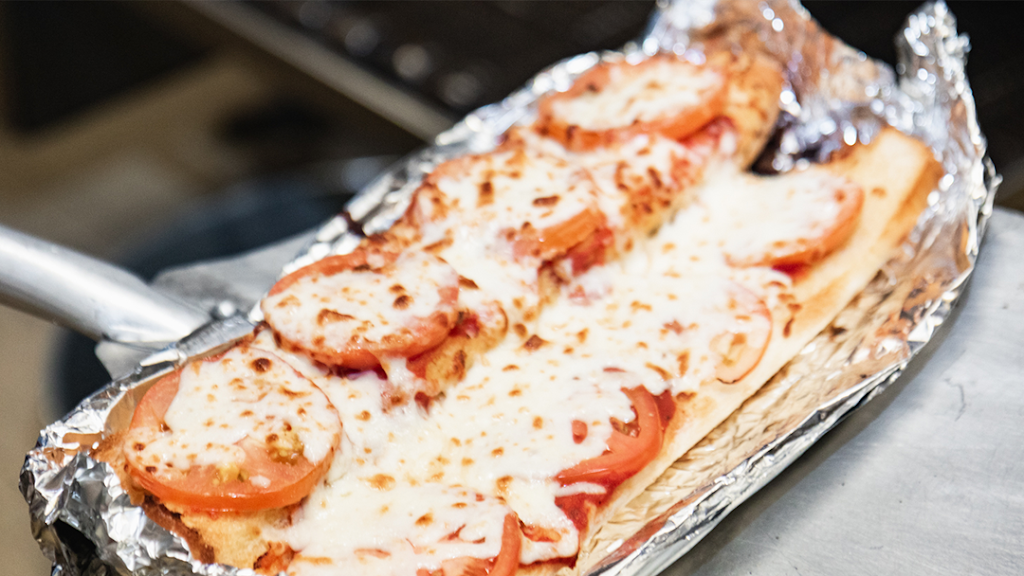 Ts Pizza Inc | restaurant | 840 E 3rd St, Hobart, IN 46342, USA | 2199422424 OR +1 219-942-2424