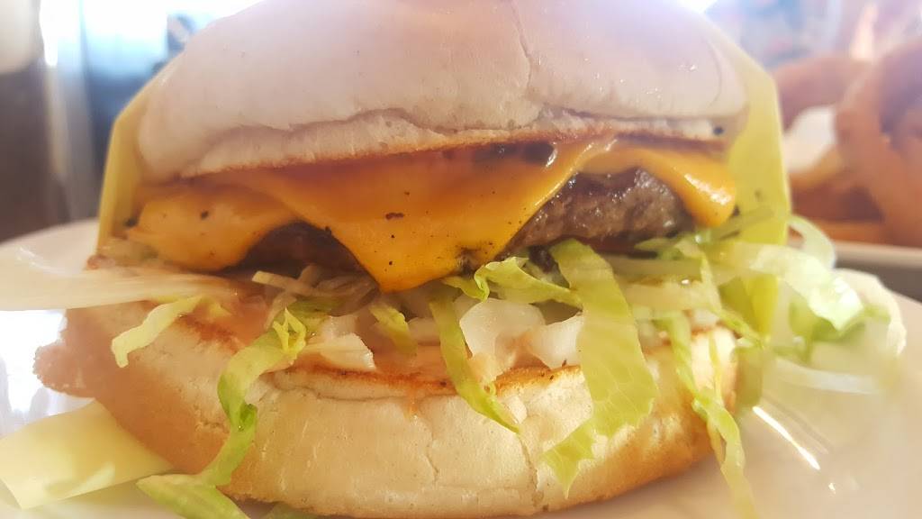 Ricks Drive In & Out | restaurant | 1300 Rosecrans Ave, Gardena, CA 90247, USA | 3105321440 OR +1 310-532-1440