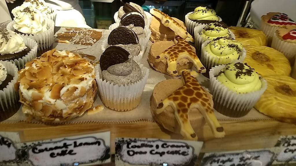 The Cinnamon Snail | restaurant | 2 Pennsylvania Plaza, New York, NY 10121, USA | 2126957454 OR +1 212-695-7454