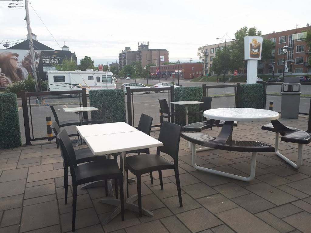 Restaurant Le Petit Quebec | restaurant | 9100 Rue Sherbrooke E, Montréal, QC H1L 4K6, Canada | 5143550595 OR +1 514-355-0595