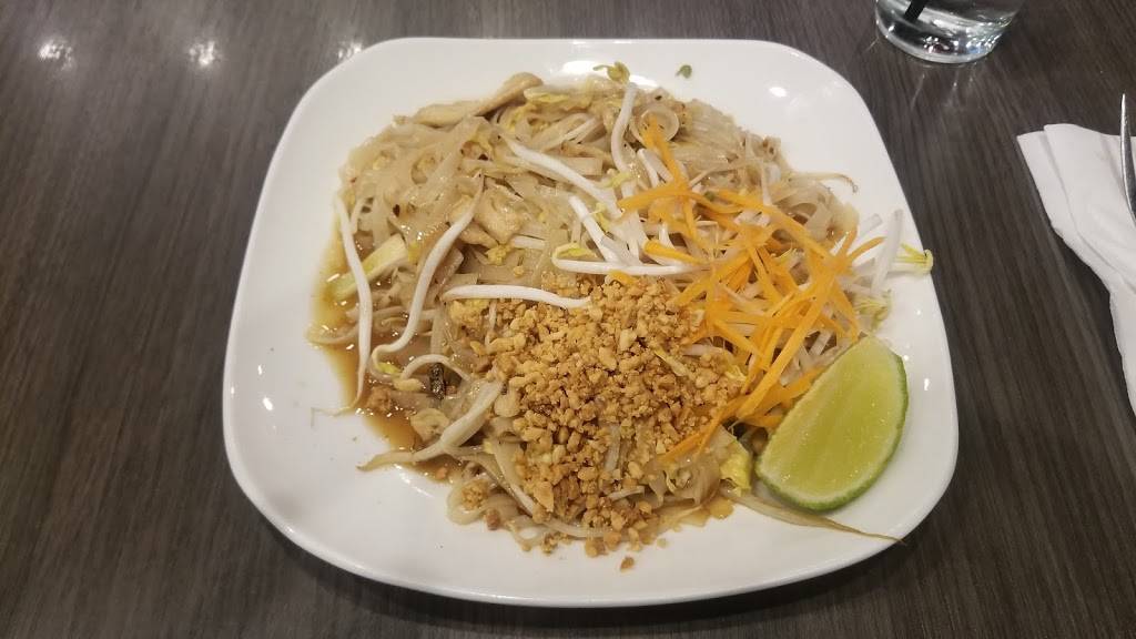 Thai Basil | restaurant | 47984 Grand River Ave, Novi, MI 48374, USA | 2483082137 OR +1 248-308-2137