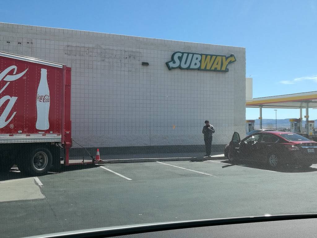 Subway Restaurants | restaurant | 715 E Bell Rd, Phoenix, AZ 85022, USA | 6029422440 OR +1 602-942-2440