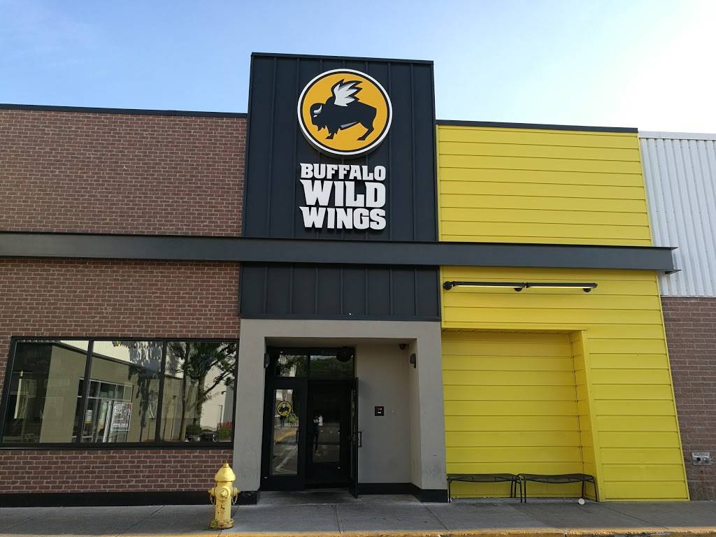 Buffalo Wild Wings | meal takeaway | 250 Granite St #1025B, Braintree, MA 02184, USA | 7818430753 OR +1 781-843-0753
