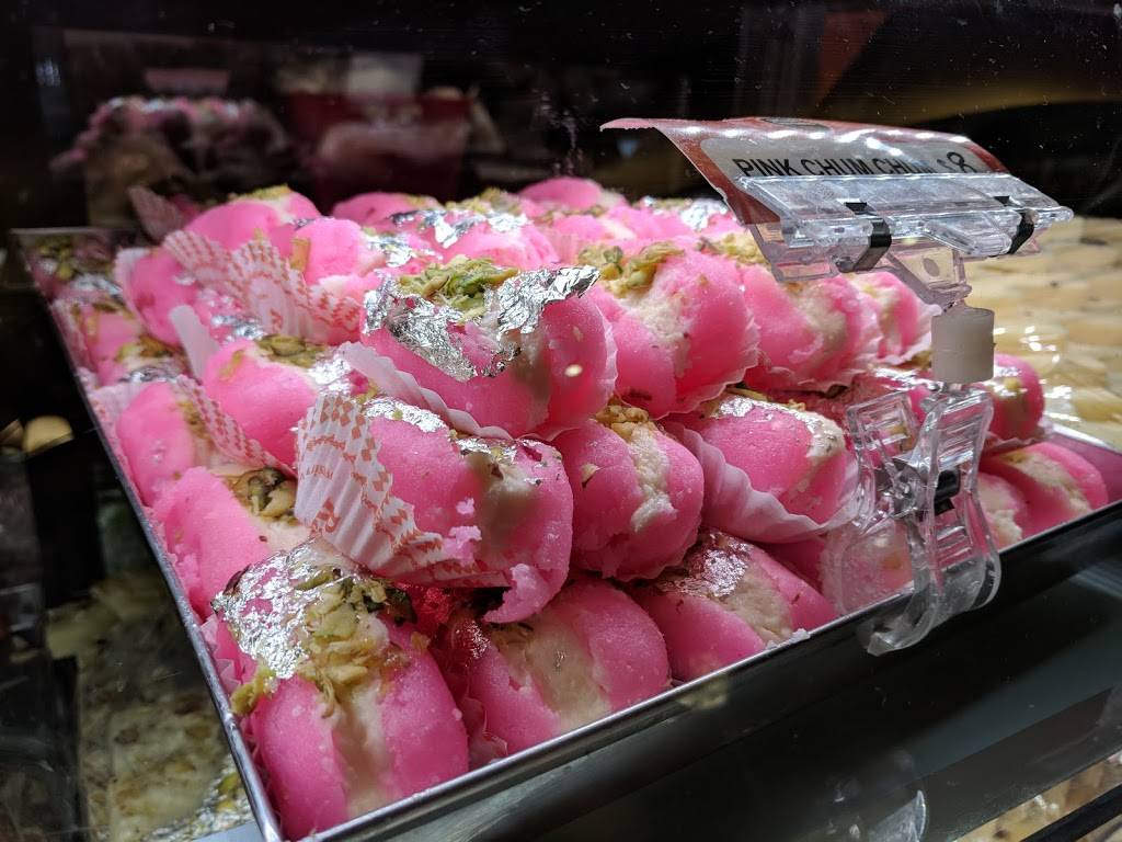 Rajdhani Sweets and Restaurant | restaurant | 2260 Bovaird Dr E Unit#106, Brampton, ON L6R 1Z1, Canada | 9057899901 OR +1 905-789-9901