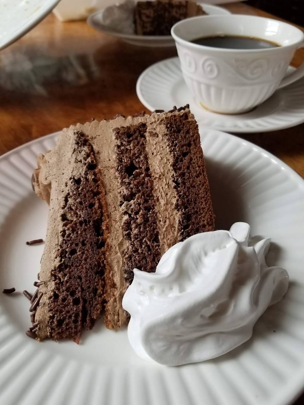 Rosenhof German Restaurant | restaurant | 103 Midway St, Hinesville, GA 31313, USA | 9128762191 OR +1 912-876-2191