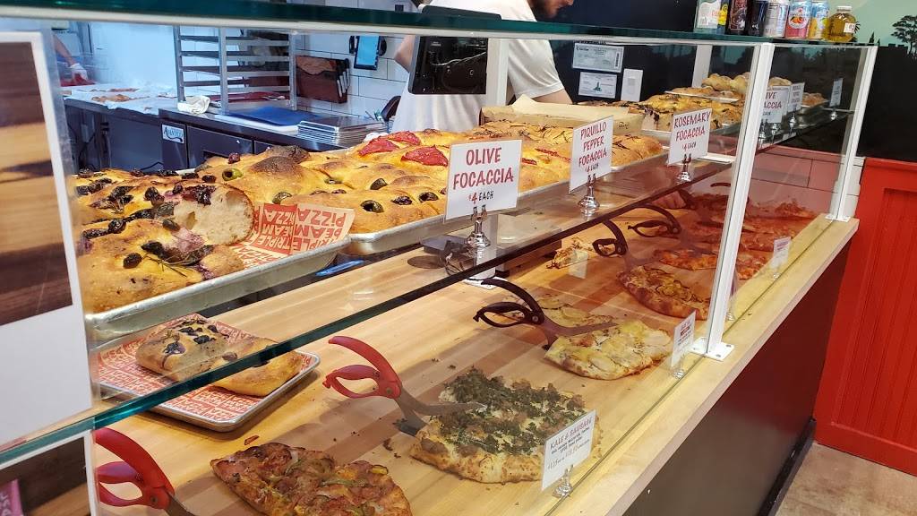 Triple Beam Pizza | restaurant | 1818 Sunset Blvd, Los Angeles, CA 90026, USA | 2132819753 OR +1 213-281-9753