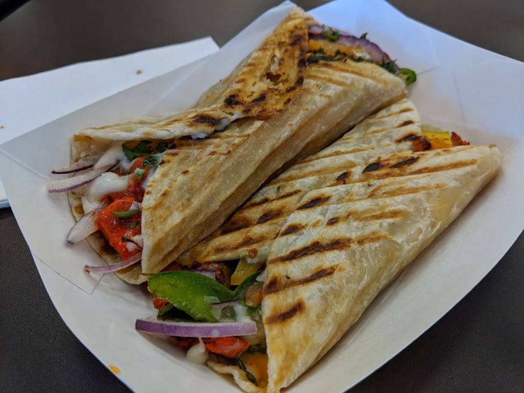 Curry Kona Fusion Food | restaurant | 4555 Hopyard Rd, Pleasanton, CA 94588, USA | 9253990599 OR +1 925-399-0599