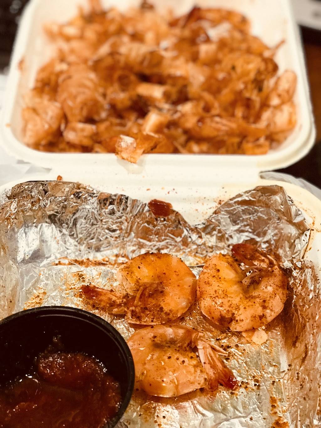 JC Crabhouse | restaurant | 13432 New Hampshire Ave, Silver Spring, MD 20904, USA | 3018793888 OR +1 301-879-3888