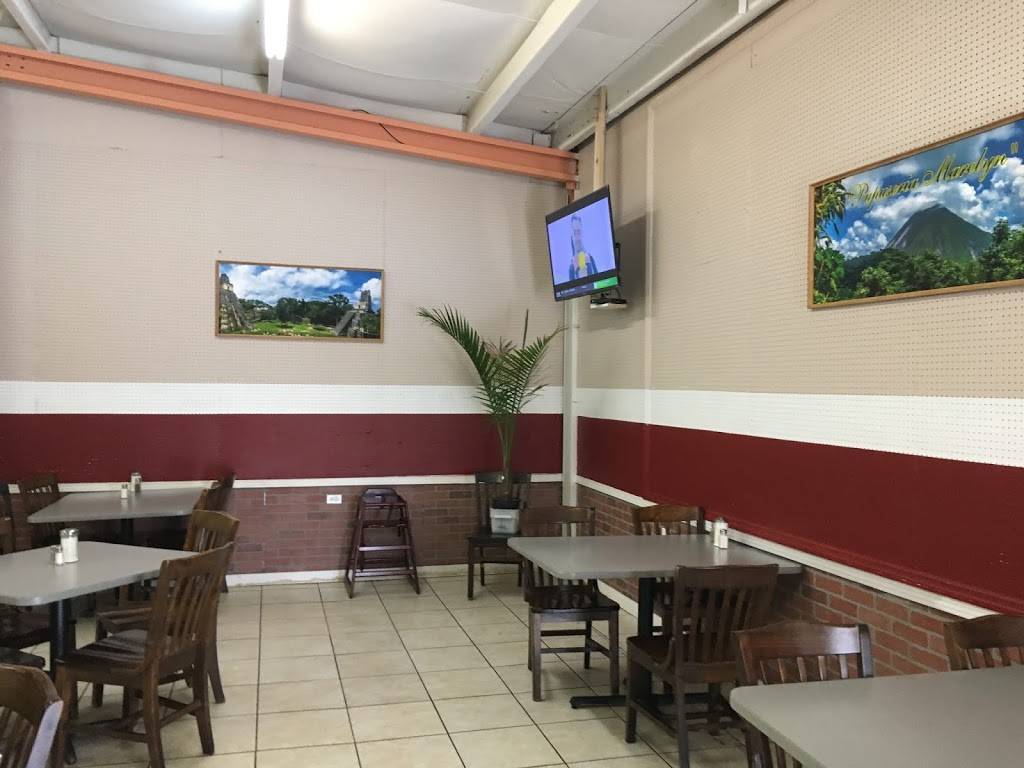 Pupuseria Marelyn | restaurant | 1622 Dodds Ave, Chattanooga, TN 37404, USA | 4235411904 OR +1 423-541-1904