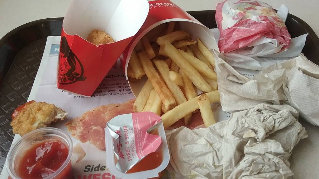 Wendys | restaurant | 2108 James E. Sauls Sr. Dr, Batavia, OH 45103, USA | 5134575684 OR +1 513-457-5684