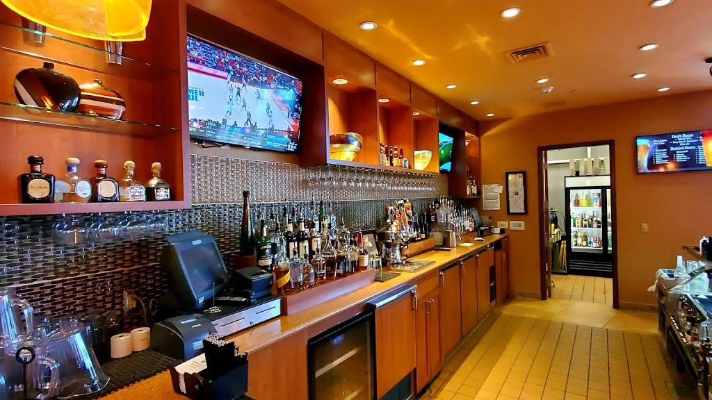 Rocky River Bar and Grille | restaurant | 4705 Clydesdale Pkwy, Loveland, CO 80538, USA | 9705936200 OR +1 970-593-6200