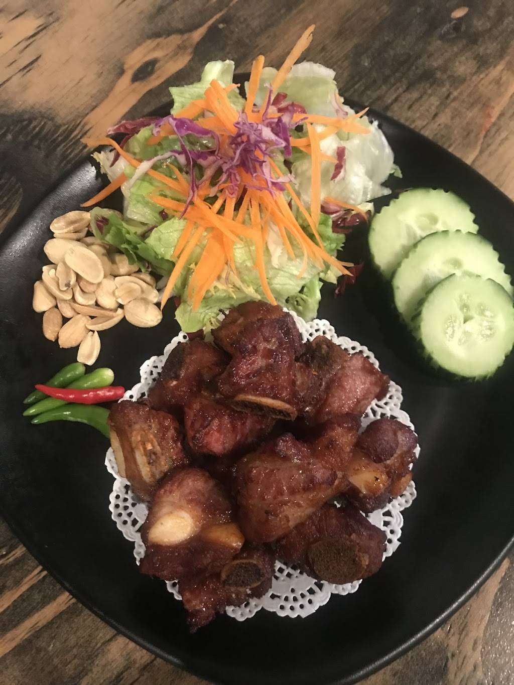 Chanpen Thai Cuisine | restaurant | 15333 Sherman Way Suite B, Van Nuys, CA 91406, USA | 8187811234 OR +1 818-781-1234