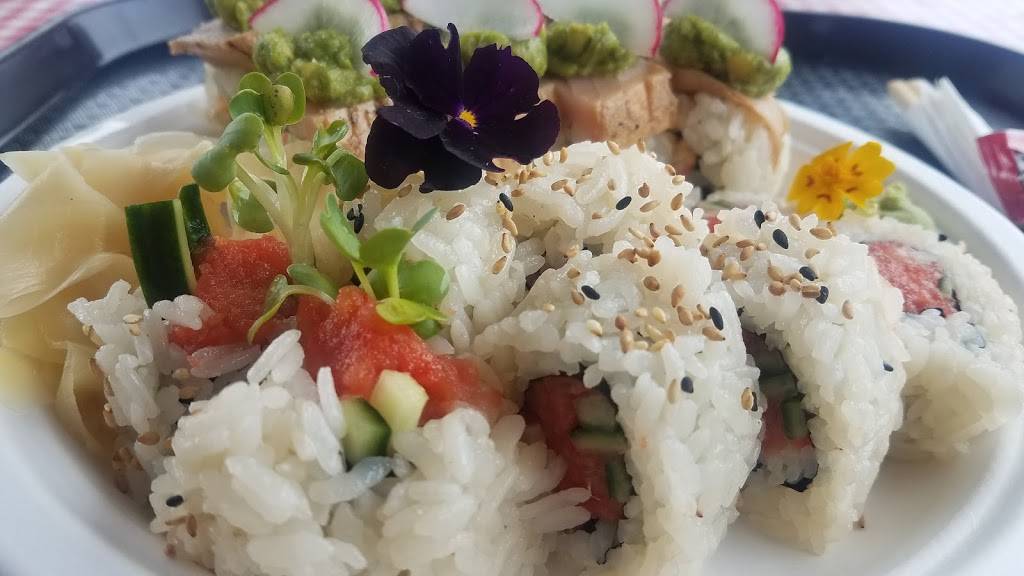 Yoshis Sushi | restaurant | 3530 SW Multnomah Blvd, Portland, OR 97219, USA | 5038332940 OR +1 503-833-2940